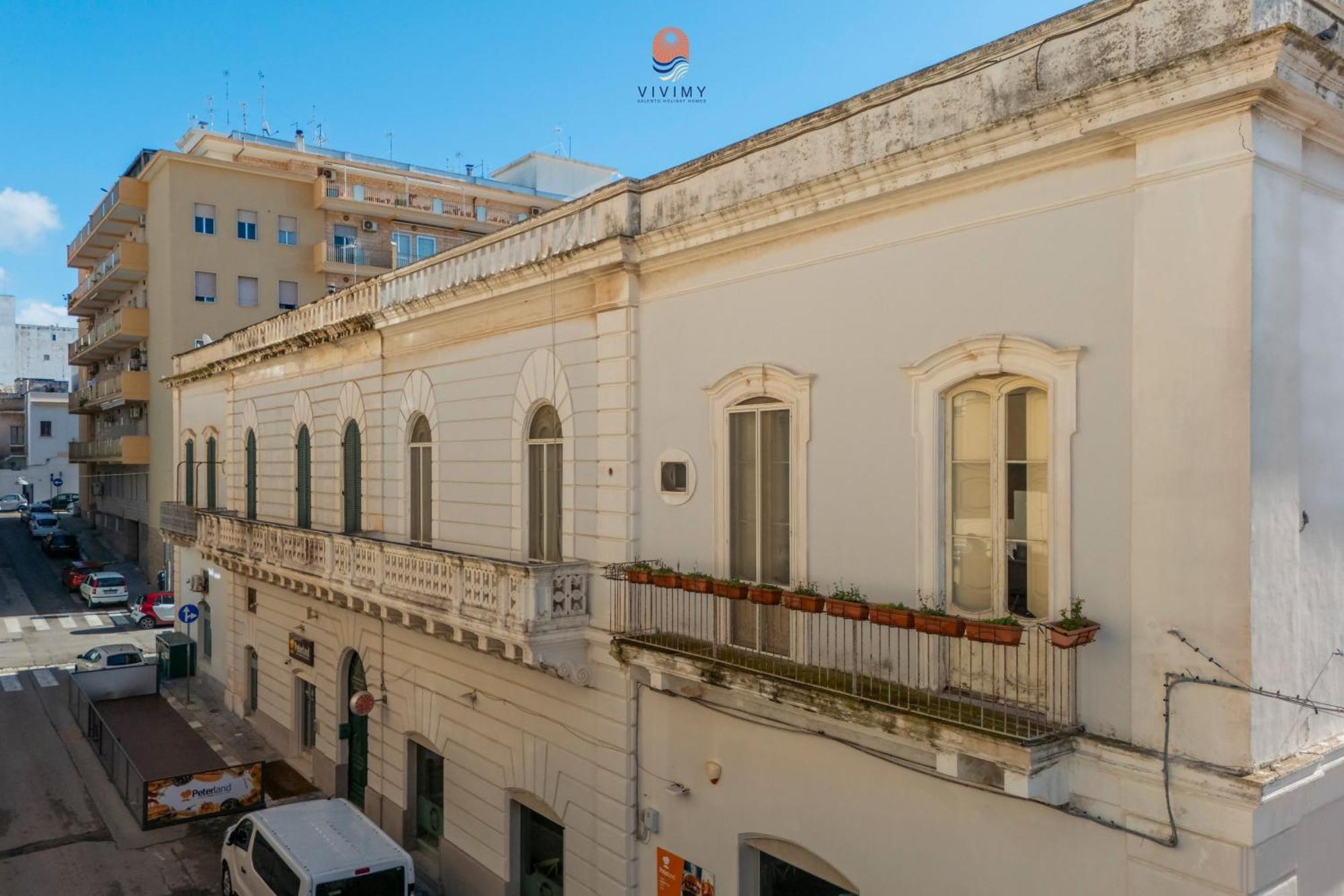 Palazzo Grassi By Vivimy Hotel Галиполи Екстериор снимка