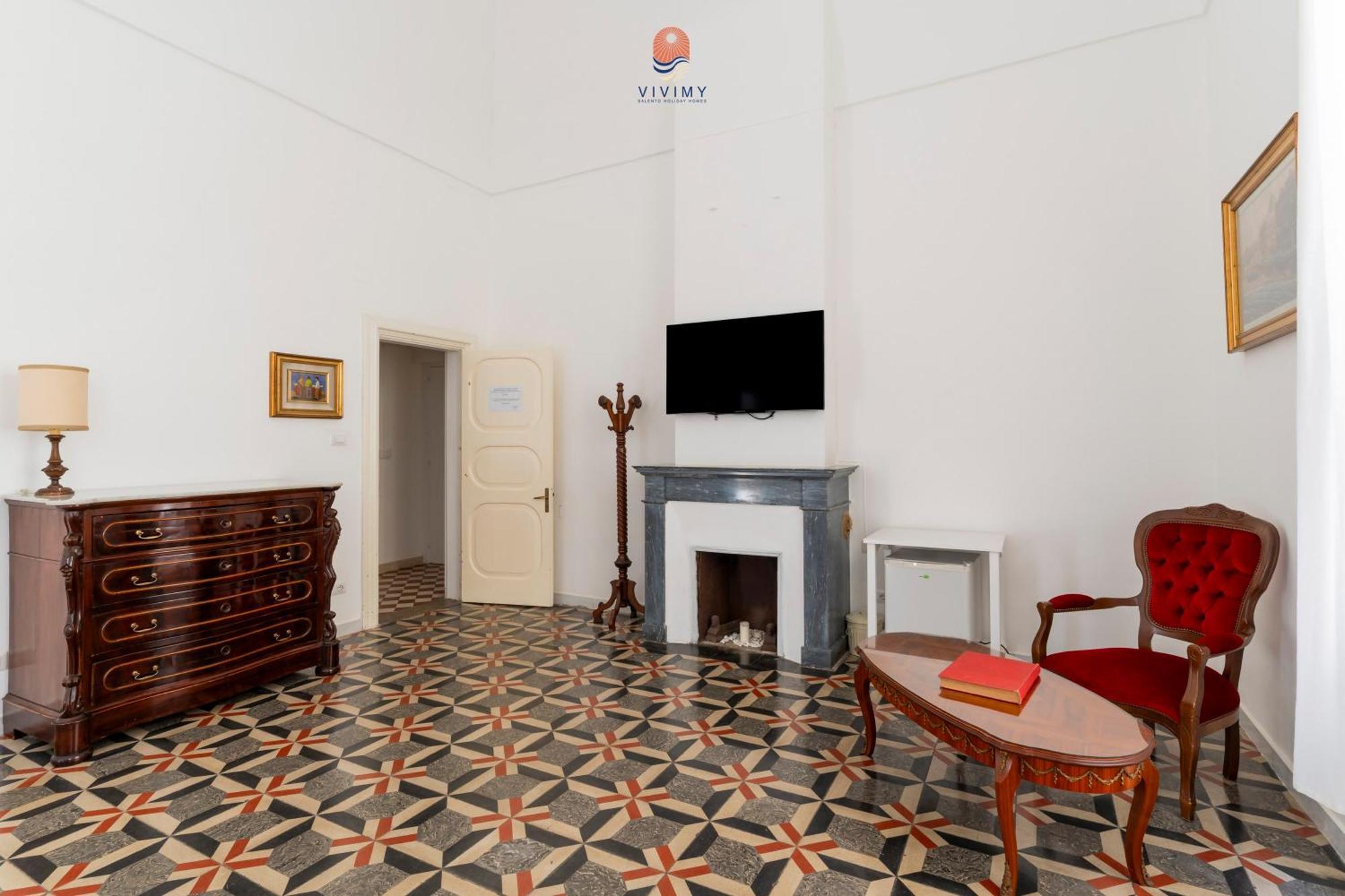 Palazzo Grassi By Vivimy Hotel Галиполи Екстериор снимка
